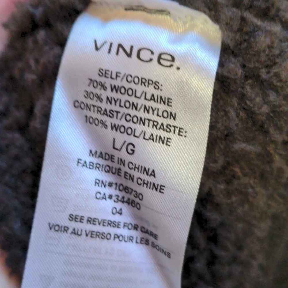 VINCE Bomber coat jacket sweater- L